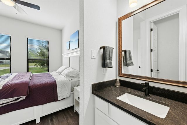 108 Hamilton BR, Liberty Hill, TX 78642
