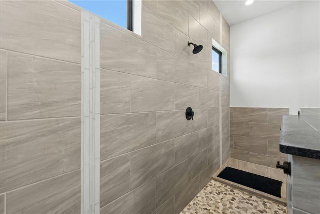 108 Hamilton BR, Liberty Hill, TX 78642