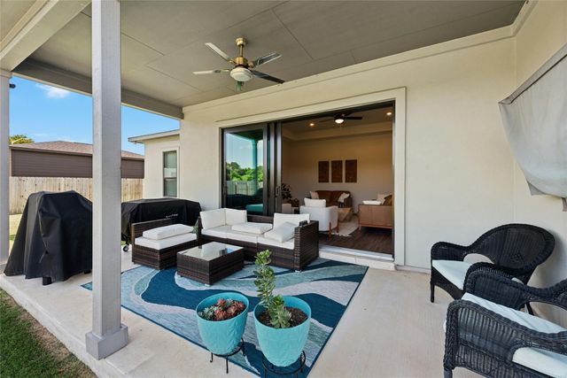 108 Hamilton BR, Liberty Hill, TX 78642