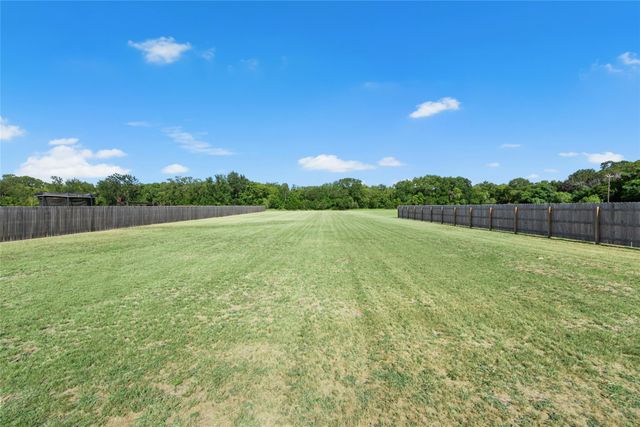 108 Hamilton BR, Liberty Hill, TX 78642