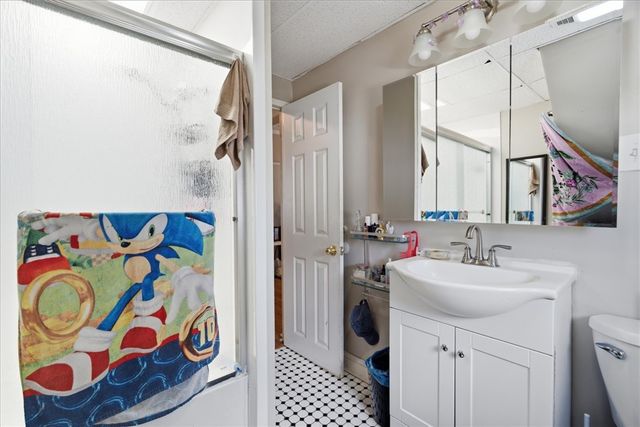 44 Warwick Road, Pawtucket, RI 02861