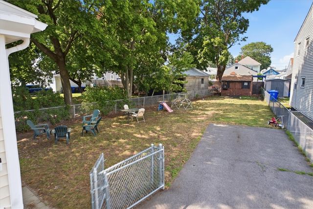 44 Warwick Road, Pawtucket, RI 02861