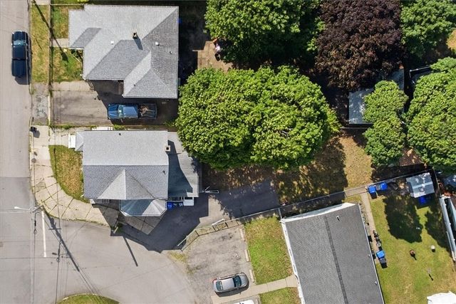 44 Warwick Road, Pawtucket, RI 02861