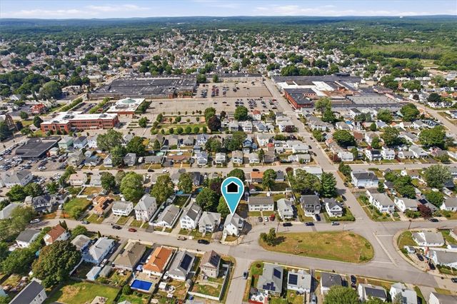 44 Warwick Road, Pawtucket, RI 02861