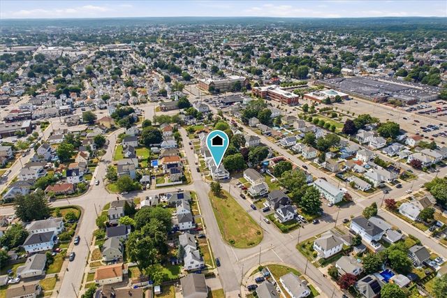 44 Warwick Road, Pawtucket, RI 02861