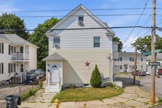44 Warwick Road, Pawtucket, RI 02861