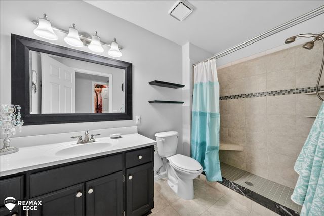 1060 Julie Drive, Davison, MI 48423