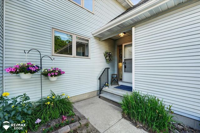 1060 Julie Drive, Davison, MI 48423