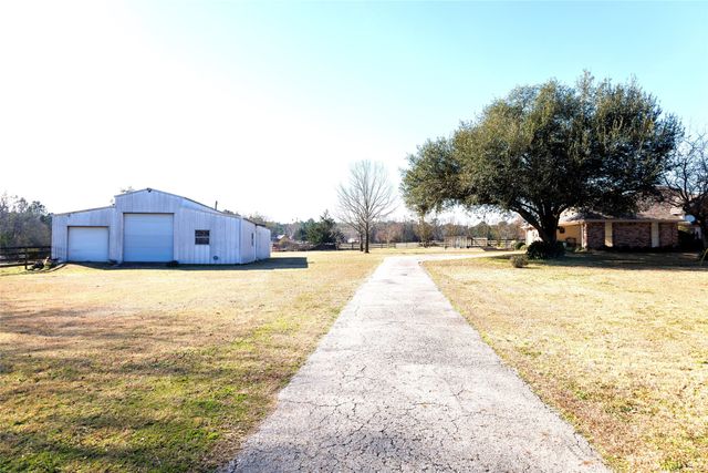 12987 County Road 452, Lindale, TX 75771
