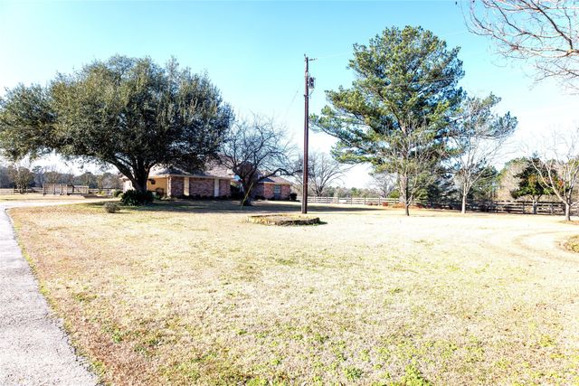 12987 County Road 452, Lindale, TX 75771
