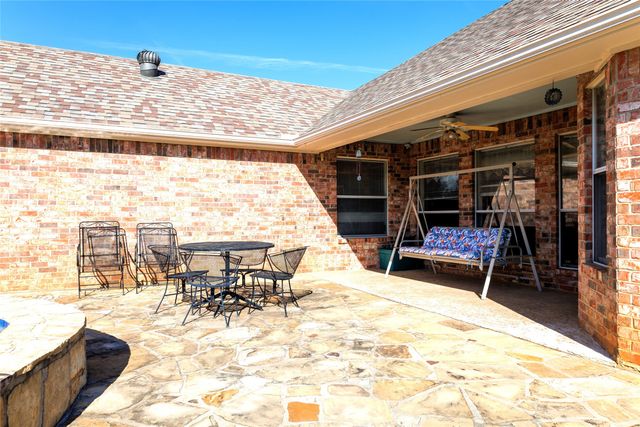 12987 County Road 452, Lindale, TX 75771