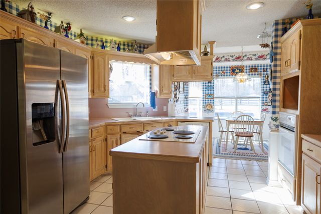 12987 County Road 452, Lindale, TX 75771