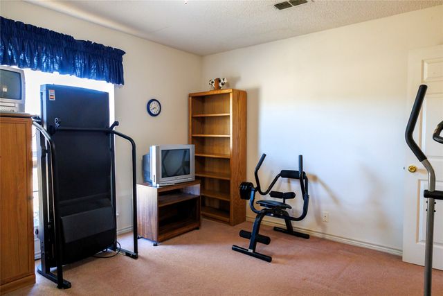 12987 County Road 452, Lindale, TX 75771