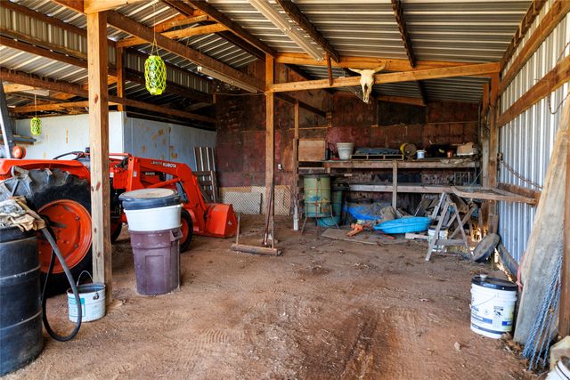 12987 County Road 452, Lindale, TX 75771