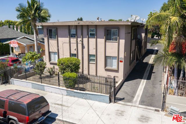 1433 E 61st Street, Los Angeles, CA 90001