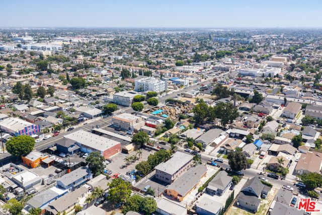1433 E 61st Street, Los Angeles, CA 90001