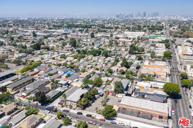 1433 E 61st Street, Los Angeles, CA 90001