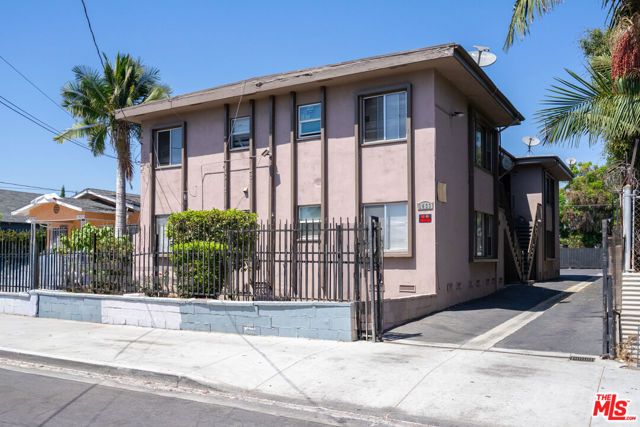 1433 E 61st Street, Los Angeles, CA 90001