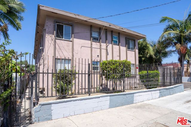 1433 E 61st Street, Los Angeles, CA 90001