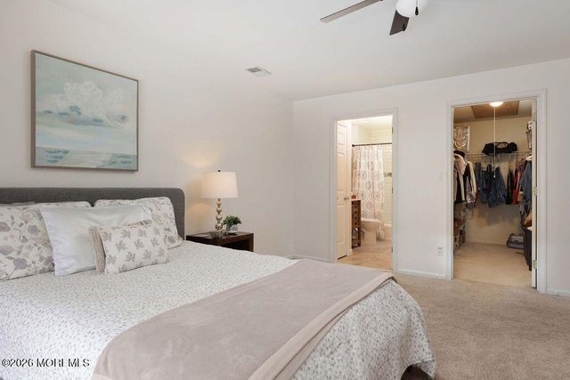 1015 Wedgewood Circle 1015, Belford, NJ 07718