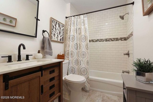 1015 Wedgewood Circle 1015, Belford, NJ 07718