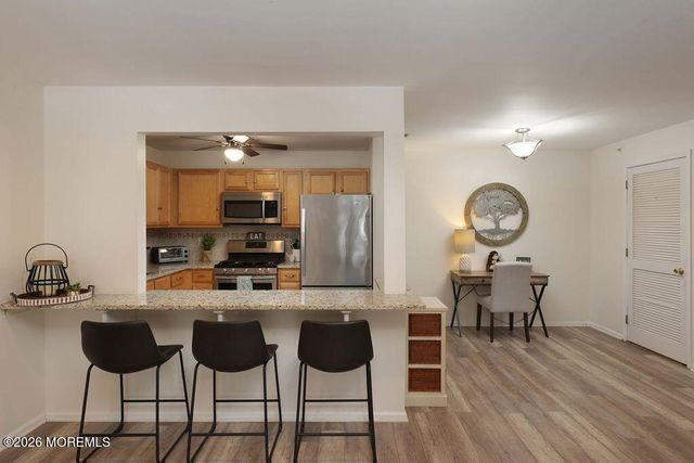 1015 Wedgewood Circle 1015, Belford, NJ 07718