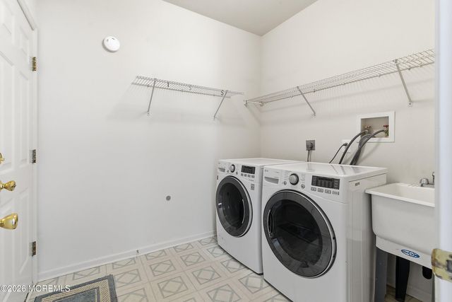 26 Carter Drive, Old Bridge, NJ 08857