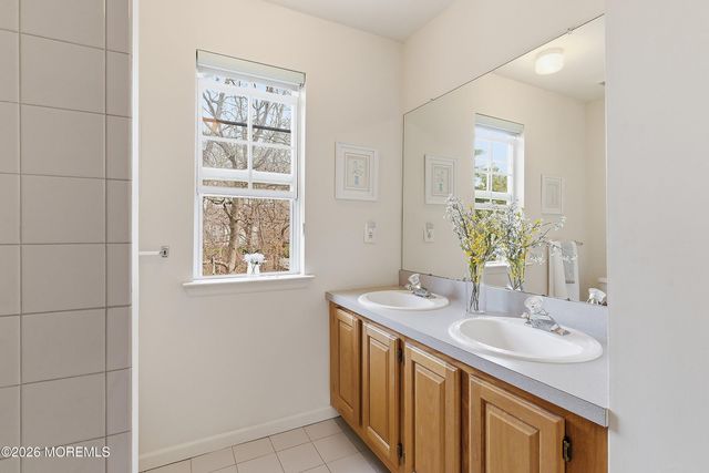 26 Carter Drive, Old Bridge, NJ 08857