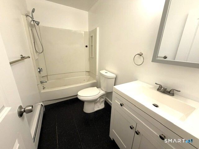 39 Village Street, Vernon, CT 06066