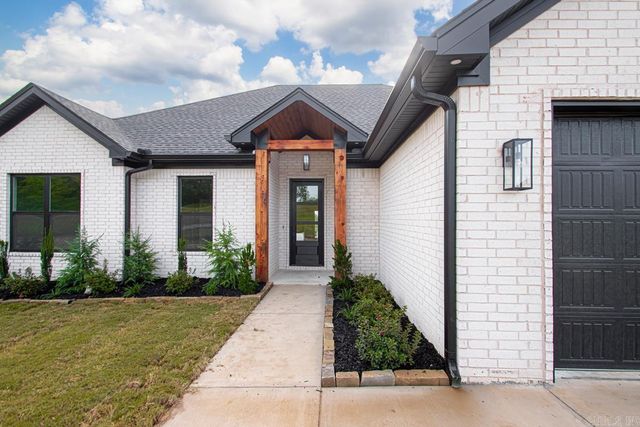 105 Dylan, Benton, AR 72015