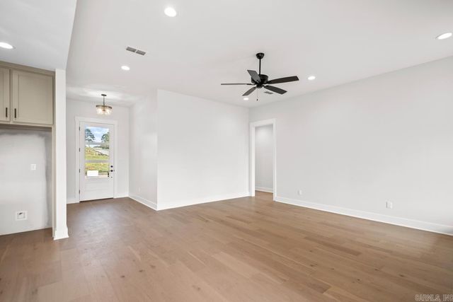 105 Dylan, Benton, AR 72015