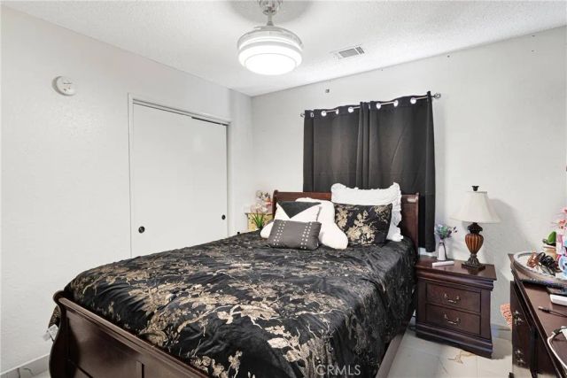 22035 Pahute Road, Apple Valley, CA 92308