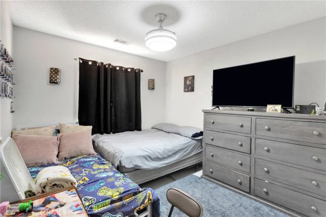 22035 Pahute Road, Apple Valley, CA 92308