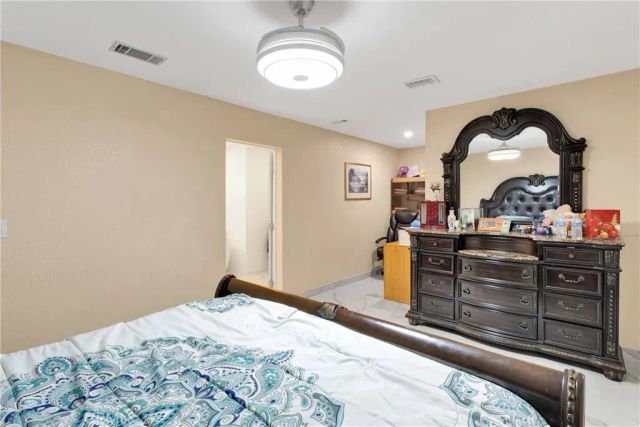 22035 Pahute Road, Apple Valley, CA 92308