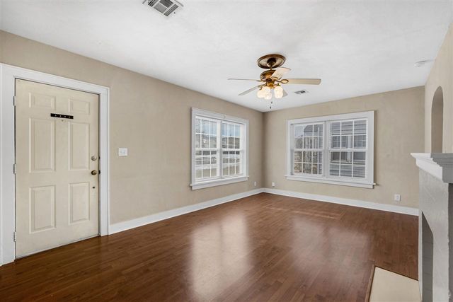 1409 NW Arlington Ave, Lawton, OK 73507