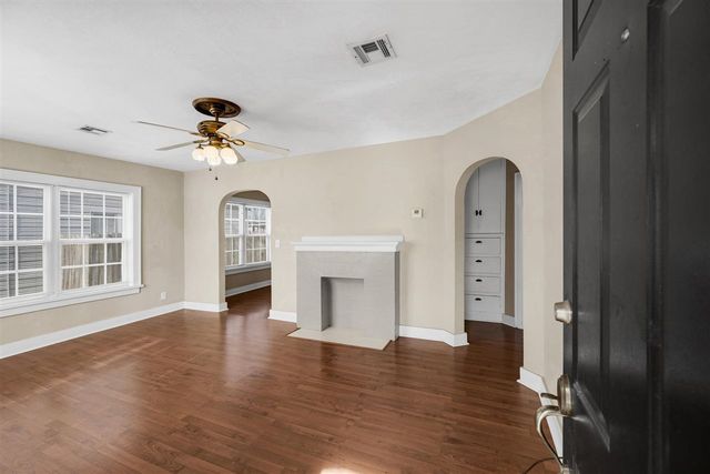 1409 NW Arlington Ave, Lawton, OK 73507