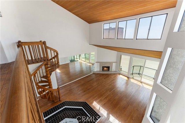 1230 E Ocean, Long Beach, CA 90802