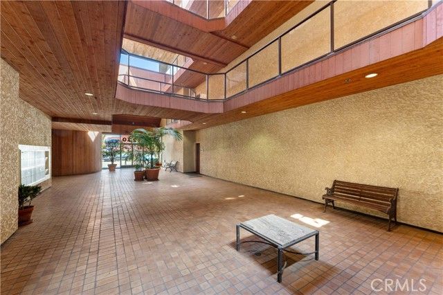 1230 E Ocean, Long Beach, CA 90802