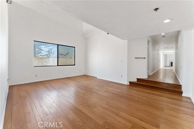 1230 E Ocean, Long Beach, CA 90802