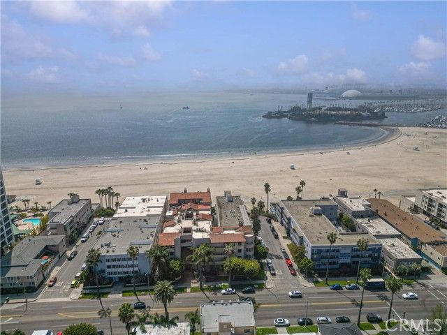 1230 E Ocean, Long Beach, CA 90802