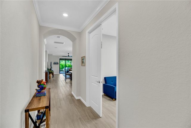 5292 Unity Square, Vero Beach, FL 32967