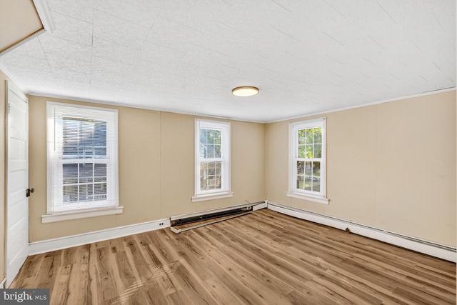 136 DENNY AVE, Penns Grove, NJ 08069