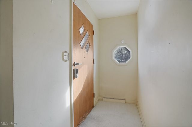 1123 Courtleigh Drive, Akron, OH 44313