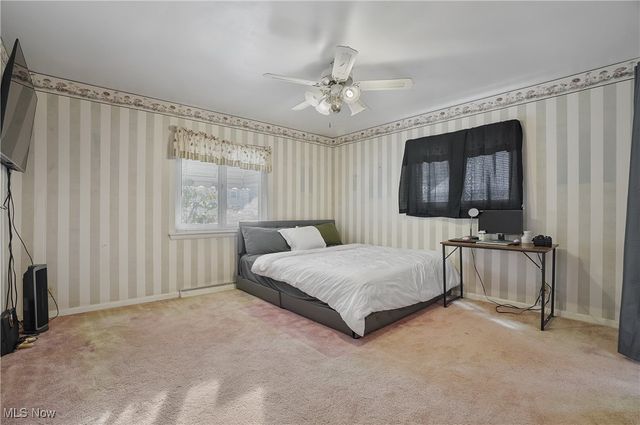 1123 Courtleigh Drive, Akron, OH 44313