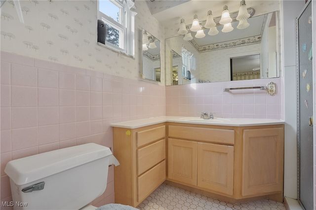 1123 Courtleigh Drive, Akron, OH 44313