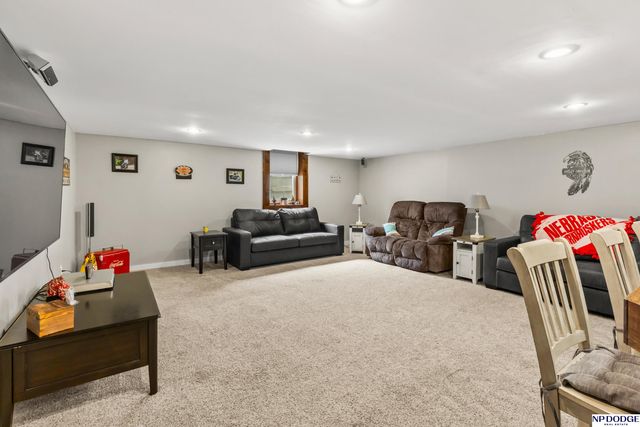 2934 N Wyoming Avenue, Fremont, NE 68025