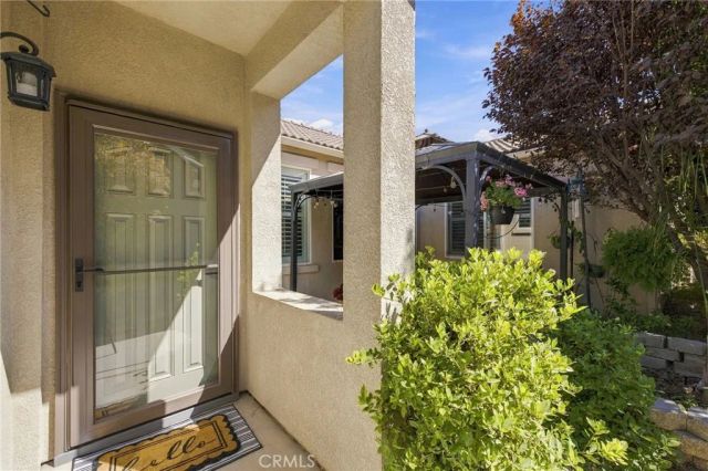 10300 Evora Lane, Bakersfield, CA 93306