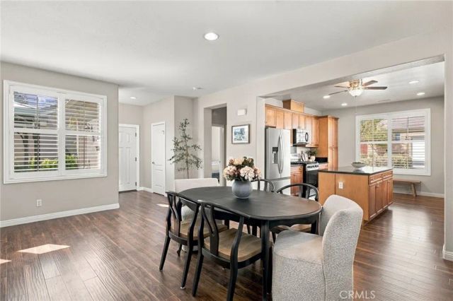 10300 Evora Lane, Bakersfield, CA 93306