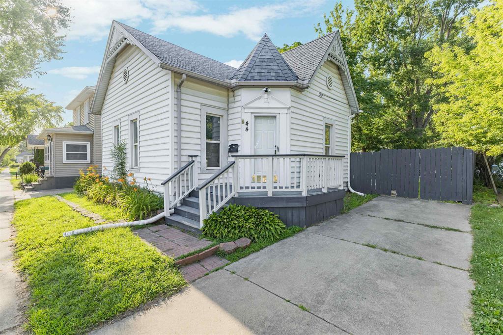 44 Union Street, Mount Clemens, MI 48043