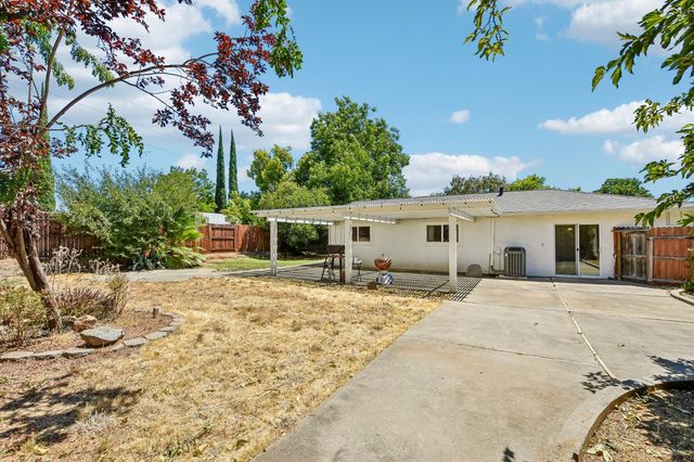 1502 Hazel Ct, Lincoln, CA 95648